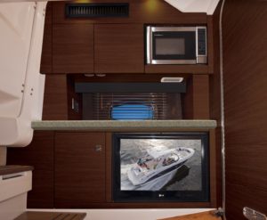 Chaparral 337 SSX Cabin Bowrider