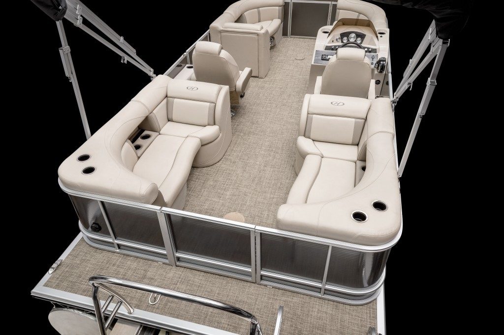 The Best Pontoon Boat Layout - Smart Boat Buyer Guide