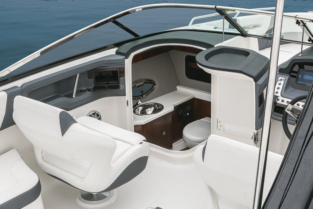 Chaparral 287 SSX Head Compartment